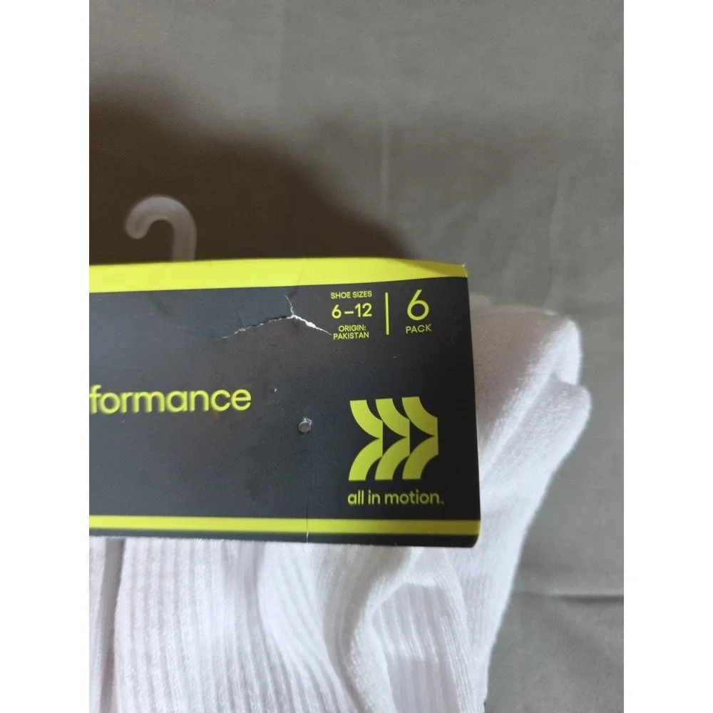 All In Motion Active Mid Crew Socks size 6-12 - Pack of 6 Pairs - White - NEW‎